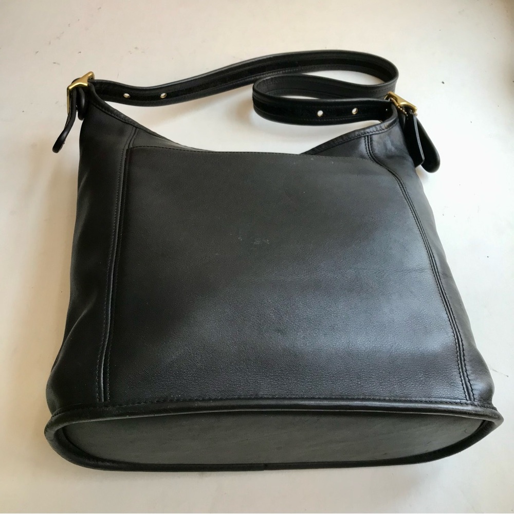 Vintage Coach Legacy Slim Bucket Black Leather No AO3-9060 EUC - Picture 3 of 12